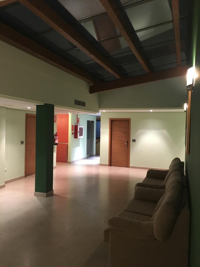 Hotel Area De Servicio Los Chopos Villaherreros Екстериор снимка