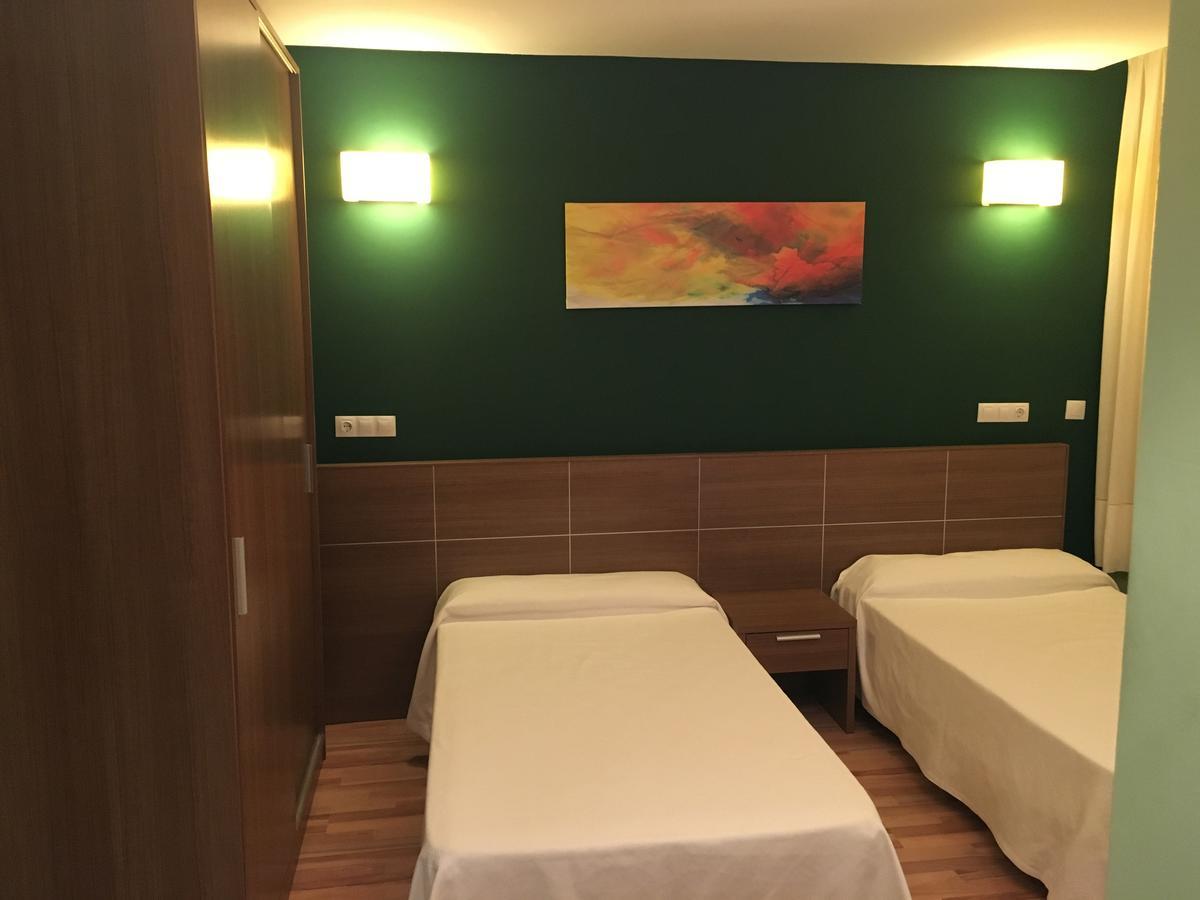 Hotel Area De Servicio Los Chopos Villaherreros Екстериор снимка